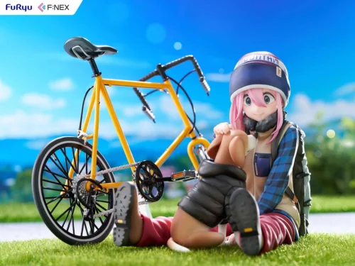 1/7 Scale Nadeshiko Kagamihara - Yuru Camp Official Statue - F:NEX