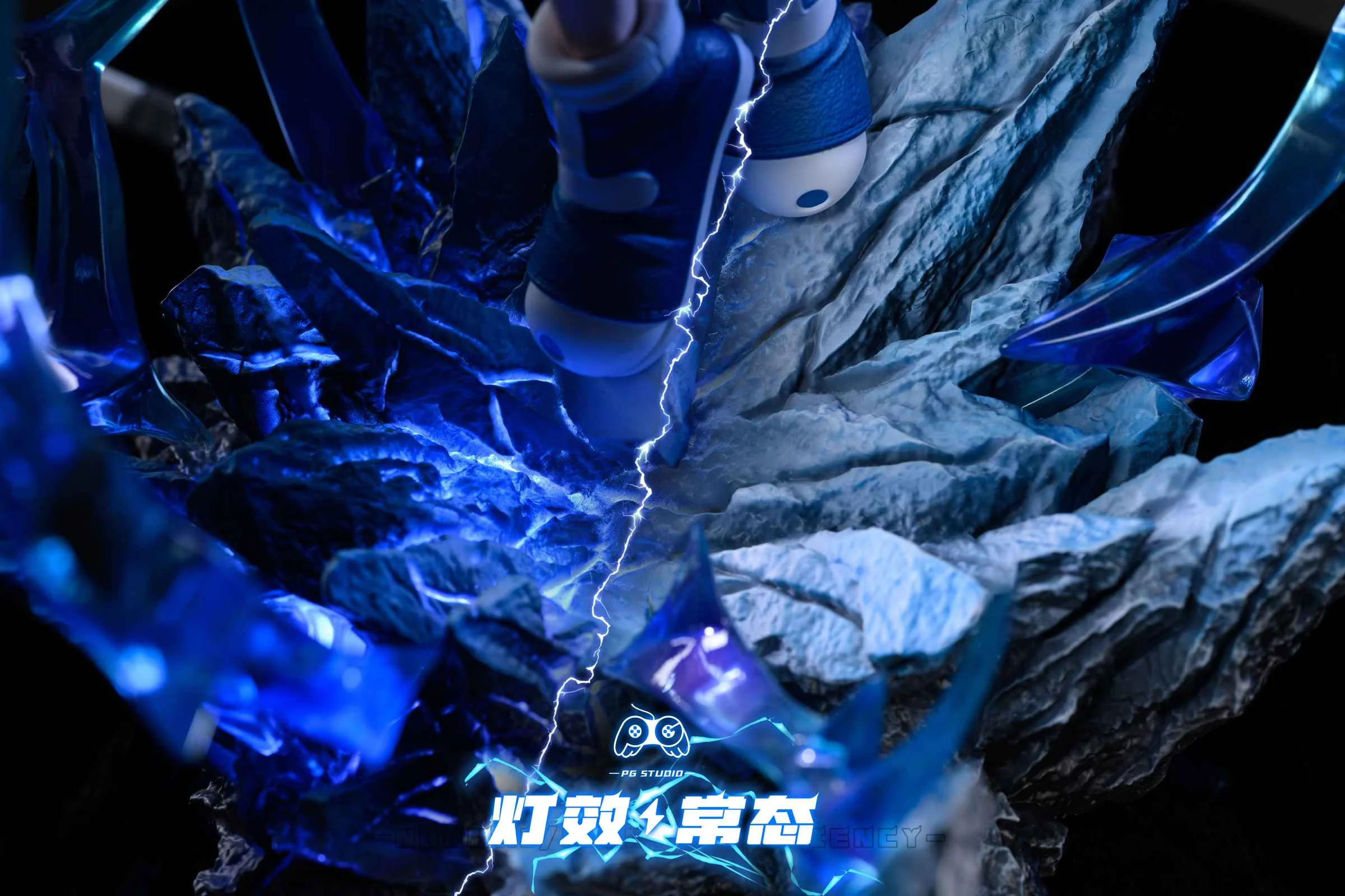 1/7 & 1/4 Scale Killua Zoldyck 3.0 With LED - HUNTER X HUNTER Resin Statue - PG Studio - Image 5