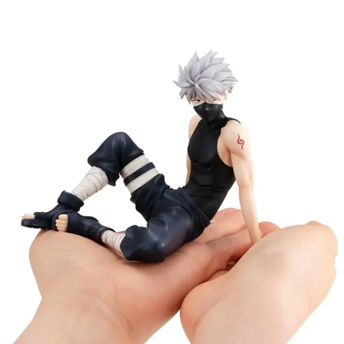 Kakashi Hatake On the Palm - Naruto Official Statue - MegaHouse - Image 1
