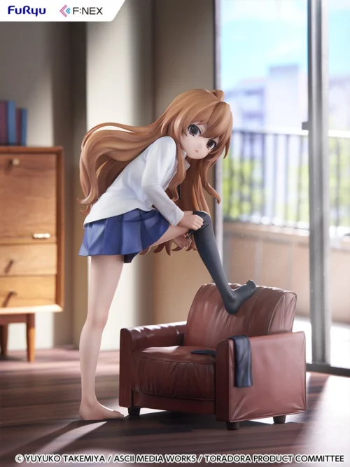 1/7 Scale Taiga Aisaka - Toradora Official Statue - FURYU Studios - Image 1