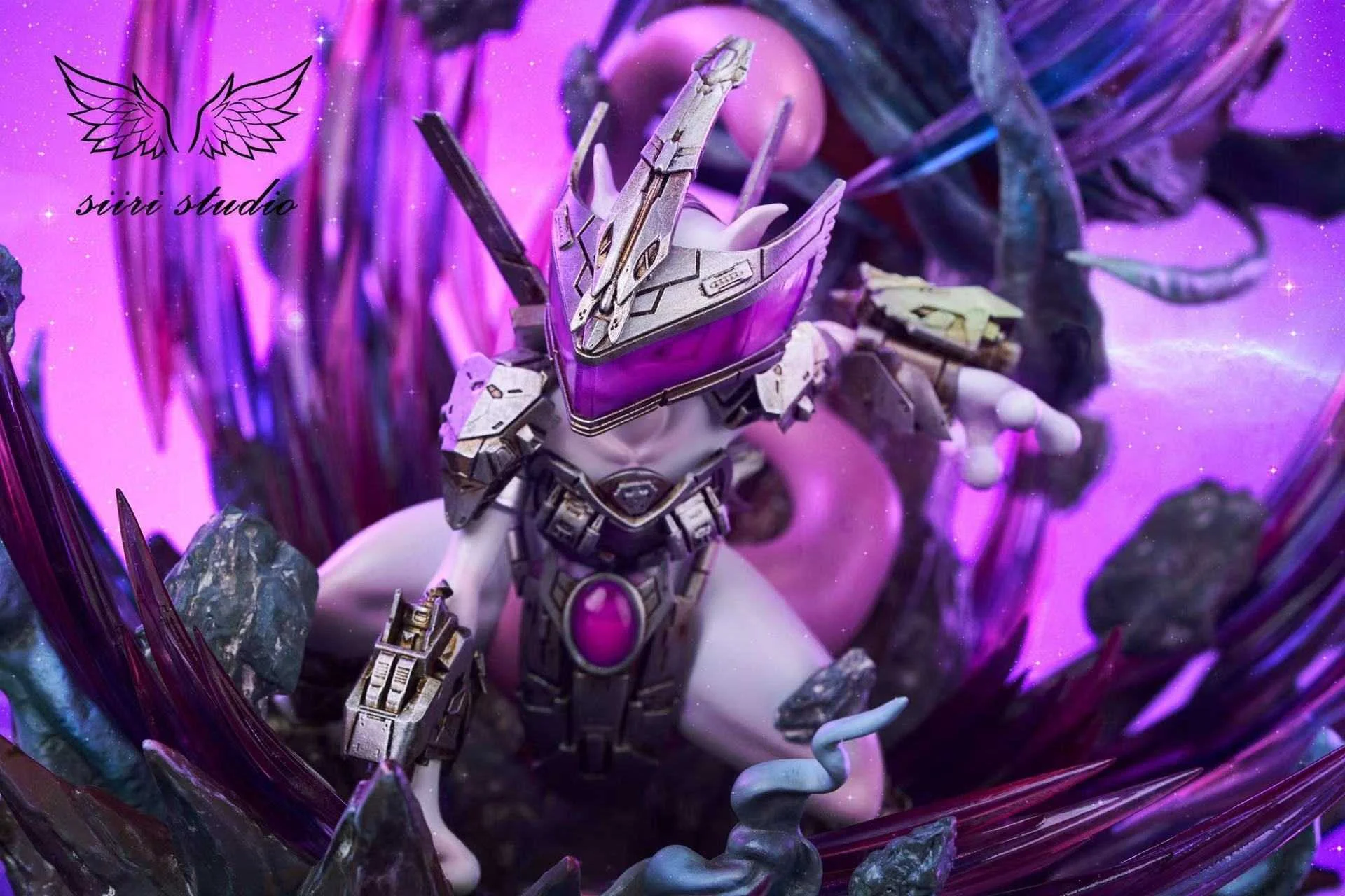 Battle Armored Mewtwo with LED - Pokemon Resin Statue - Siiri Studio - Image 5