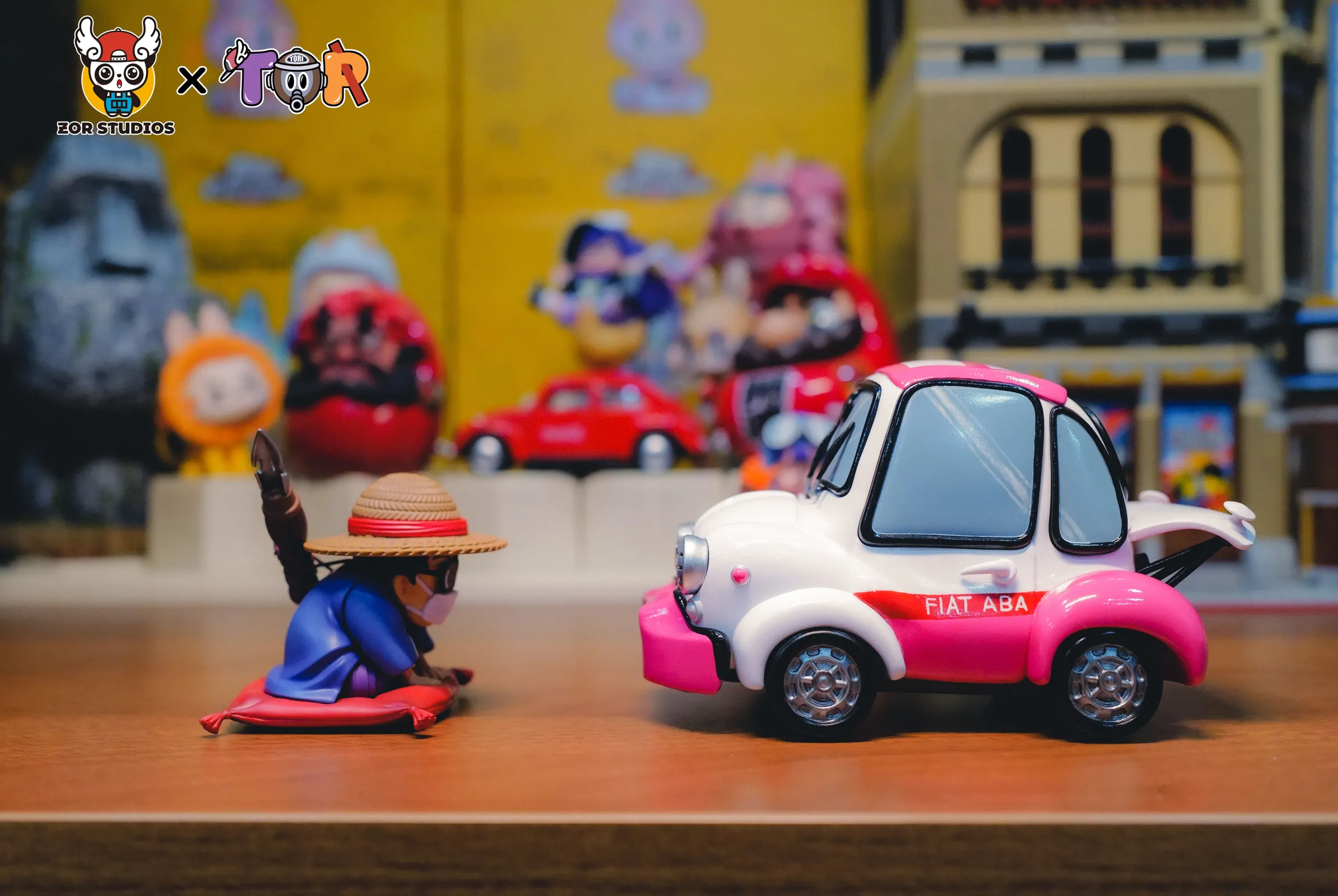 WCF Scale Vehicle Series 001 Aba Taxi - Dr. Slump Resin Statue - ZOR Studios - Image 9