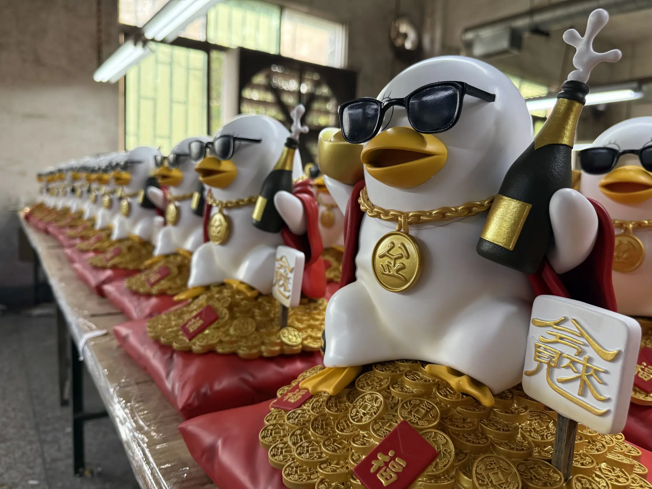 Lucky Fortune Elizabeth - GINTAMA Resin Statue - KeYiMoWan Studio - Image 5