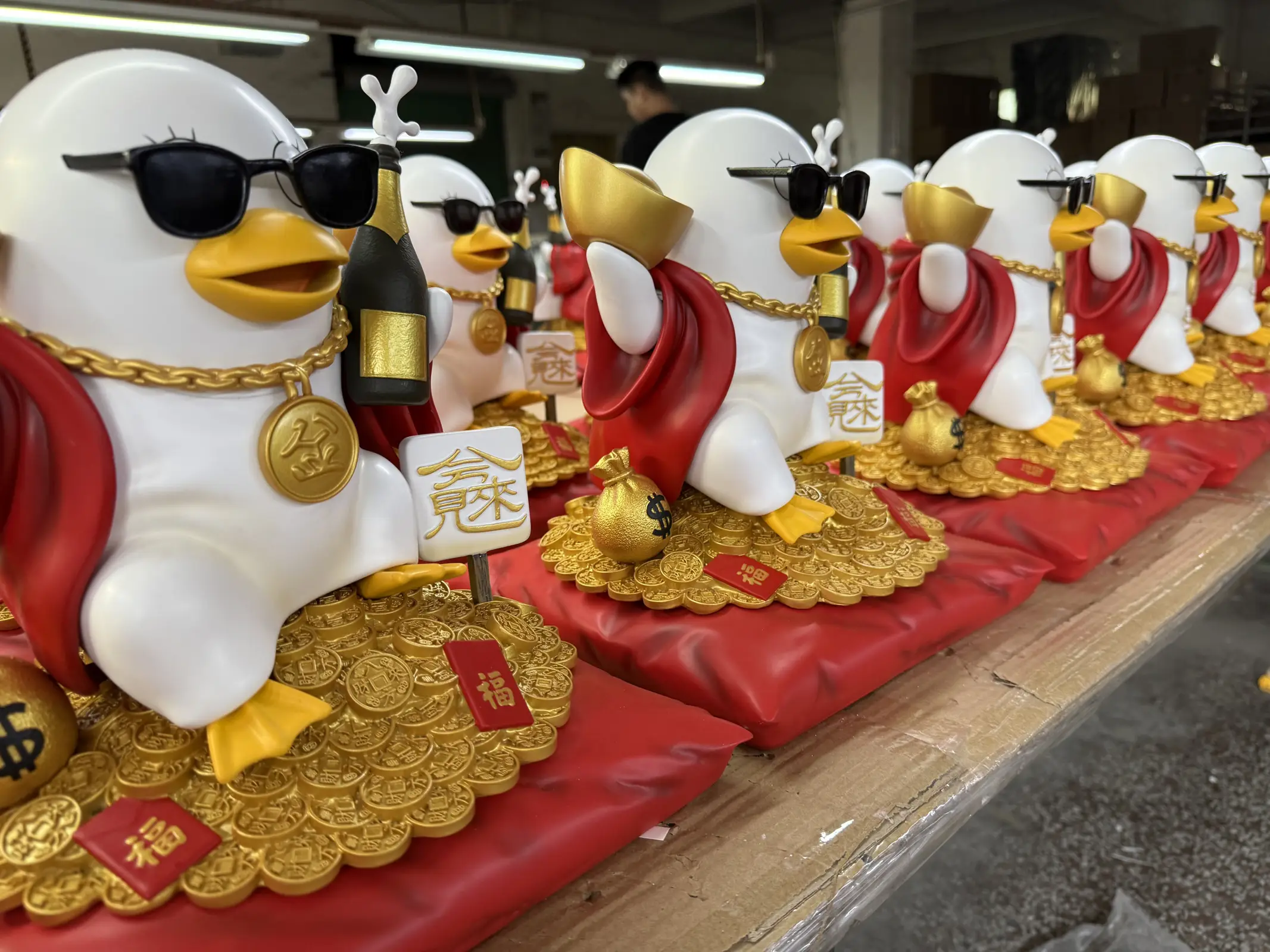 Lucky Fortune Elizabeth - GINTAMA Resin Statue - KeYiMoWan Studio - Image 4