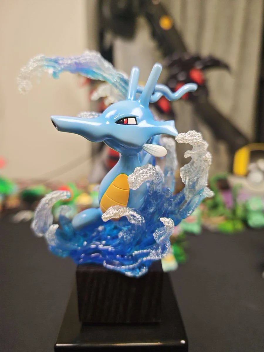 "Premium 1/20 Horsea, Seadra, Kingdra Pokemon evolution figures. Gallery view: dynamic aquatic display, vibrant sculpts, and intricate details."