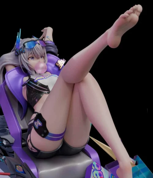 "Dynamic 1/6 Honkai Star Rail Silver Wolf resin statue by Miyin Studio, featuring intricate cyberpunk details and an exclusive bare leg replacement."