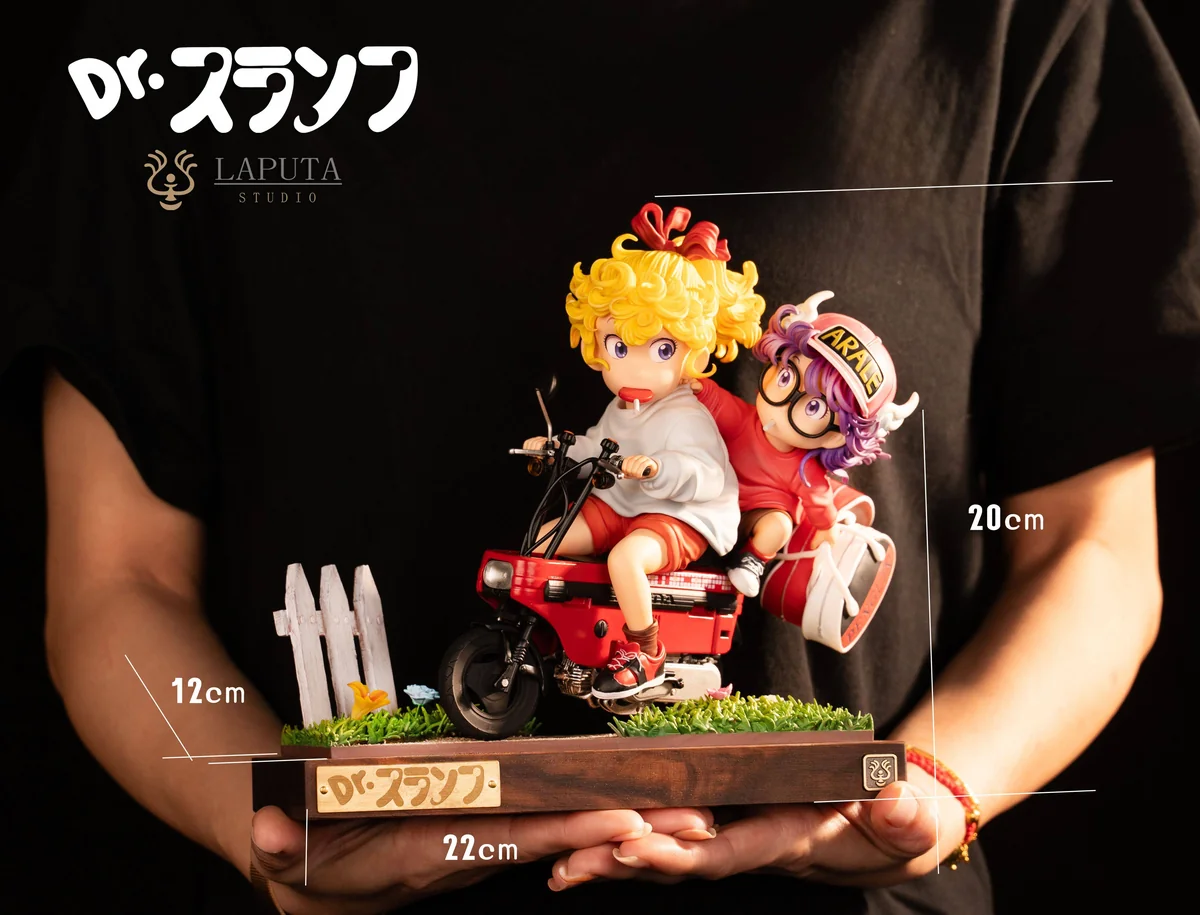 "Premium LAPUTA Studio Dr. Slump Arale & Midori Sensen resin statue diorama. Detailed views highlight the limited edition whimsical sculpt."