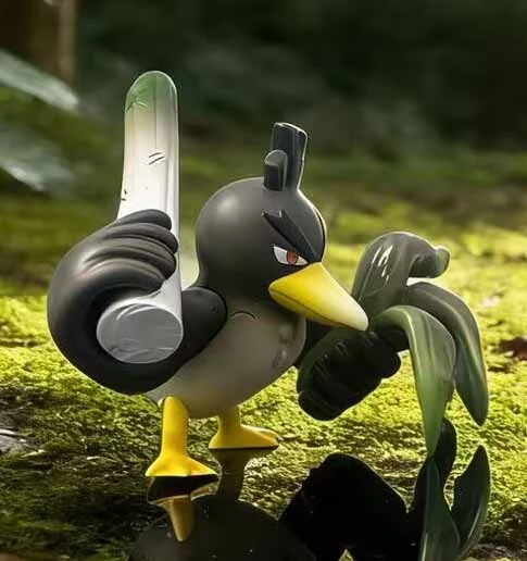 "Detailed gallery images of the premium 1:20 Farfetch'd & Sirfetch'd Pokemon statue, revealing its dynamic battle pose and exquisite craftsmanship."