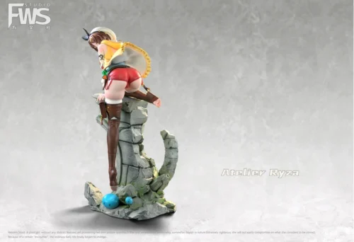 "Premium 1/6 Ryza Atelier Ryza resin statue gallery. Dynamic vibrant pose, authentic design, high-quality sculpted details from all angles."