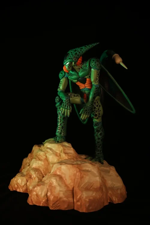 "Perfect Cell Dragon Ball Z DD Studio statue. Multiple angles capture the iconic villain's dynamic pose, menacing power, and intricate limited edition."