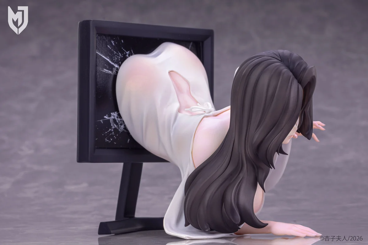 "Ethereal Ghost Girl 02 original character figure by MJ Atelier Studio, showcasing delicate translucent details and soft, dreamy aesthetics."