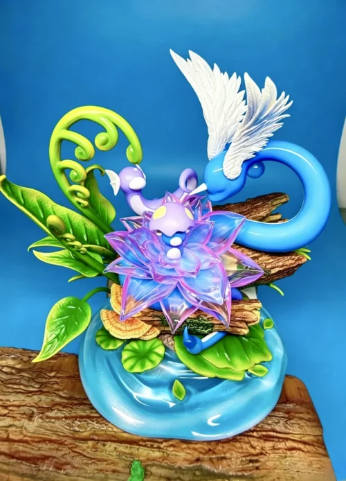 "Xingluo Studio 1/20 Dragonair diorama resin statue. Exquisite sculpture details of Dragonair's serene aquatic elegance, viewed from a unique angle."