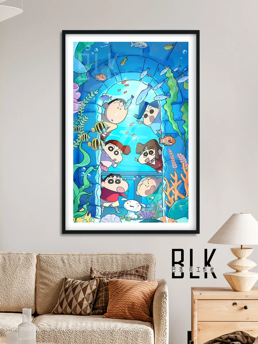 "Detailed views of the Crayon Shin-chan Water World painting, showcasing unique Baroque underwater art and whimsical characters from various angles."