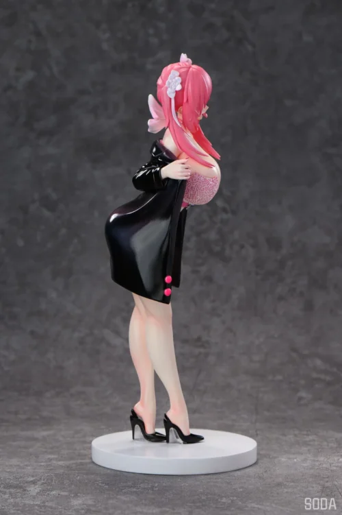 "Exclusive 1/6 I Am Not Doro figure by SODA x DISH Studio. Dynamic, sharp, futuristic original statue, showcasing intricate details from all angles."