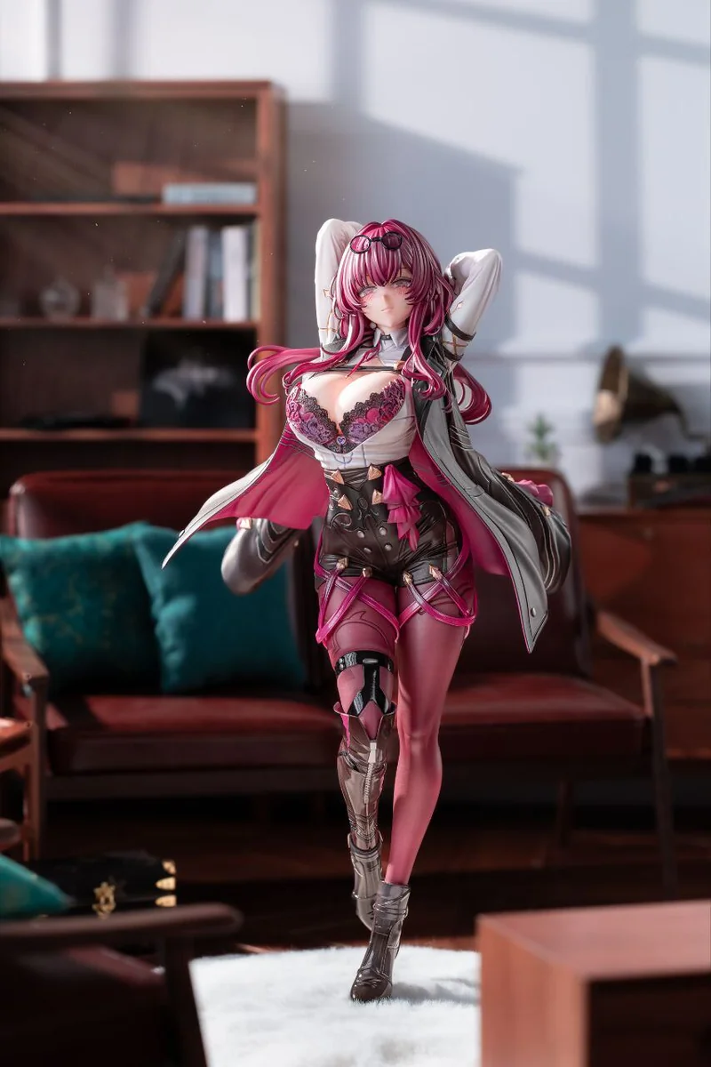 "Limited Edition 1/7 Kafka statue from Honkai: Star Rail by Fix Cast Studio, showcasing her dynamic pose, sleek design, and intricate details."