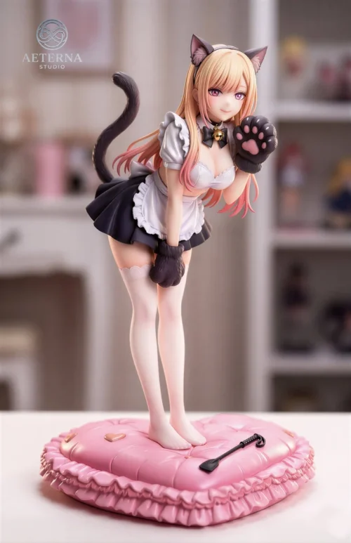 "Dynamic 1/6 Cat Girl Marin Kitagawa My Dress-Up Darling resin statue by Aeterna Studio. Ultra-limited, high-detail collectible figure in a seductive."