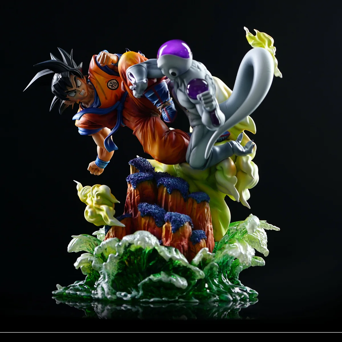 "Premium 1/6 Goku VS Frieza Dragon Ball Z resin statue. Dynamic iconic battle, vibrant energy, and intricate sculpted details from various angles."