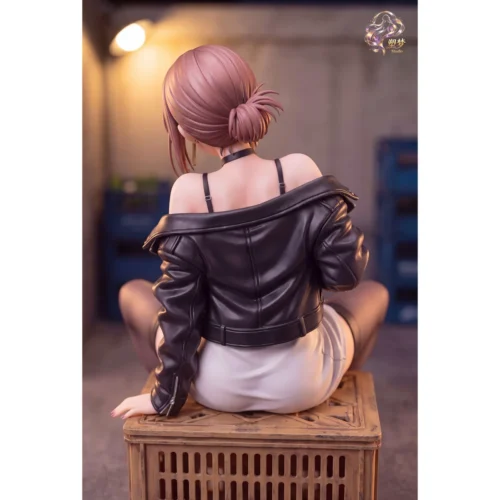 "1/6 Ms. Yamada limited edition resin statue by Sumeng Studio. Hyper-realistic details, various angles. Premium urban slice-of-life collectible."