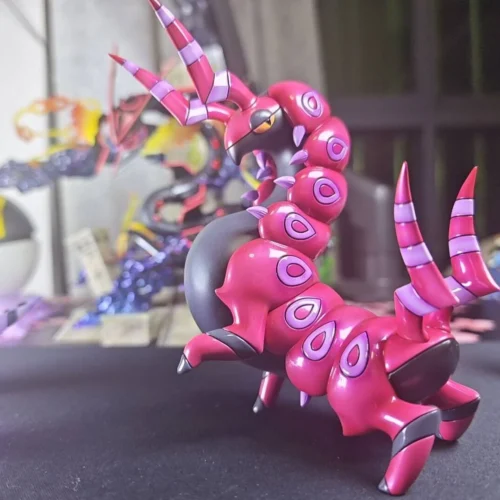 "Exquisite Scolipede Evolution Set Pokémon Statue gallery. Dynamic views reveal intricate sculptural details and the full evolutionary line."