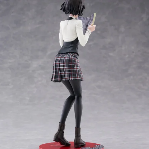 "Detailed gallery views of the dynamic Makoto Niijima & Johanna Persona 5 Royal statue, revealing its stunning action pose and meticulous FURYU Studio."