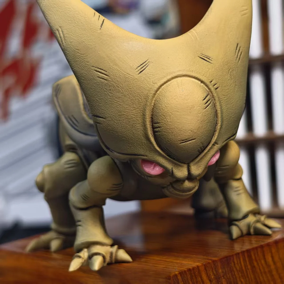 "Close-up of the grotesque DD Studio Dragon Ball Z Cell Larva statue, showcasing its dark biological horror details and premium PU texture."