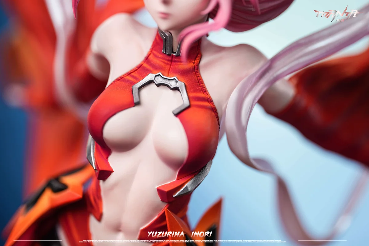 "Exquisite detail and dynamic pose of Inori Yuzuriha Guilty Crown Manta Studio limited edition figure, shown from all angles."