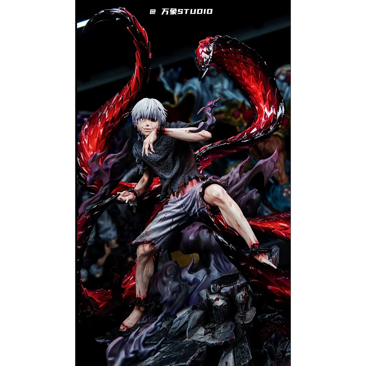"Limited Edition 1/6 scale Kaneki Ken Tokyo Ghoul statue, showcasing its dynamic white-haired ghoul form and intricate Kagune from various angles."