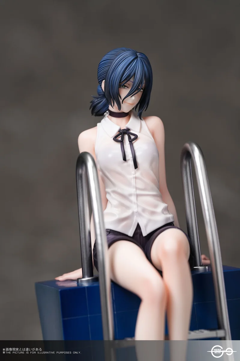 "Chainsaw Man Reze 1/6 scale limited edition resin statue by HeRa Studio, showing alluring wet-look, dynamic pose, and LED aquatic base."