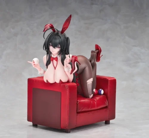 "Exquisite Azur Lane Taihou 'Grand Night Wish' Ver. figure in a glamorous evening gown, highlighting her luxurious stage presence and intricate detail