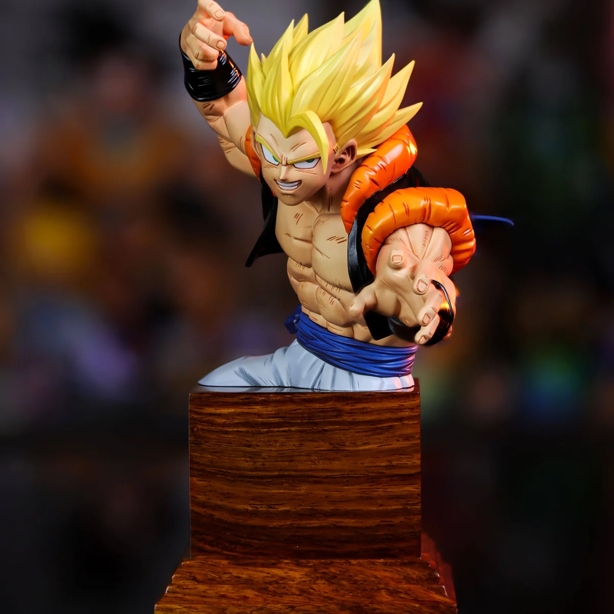 "Limited Edition Jackie Studio Dragon Ball Gogeta & Vegito fusion statue. Dynamic poses, vibrant energy, and detailed sculpture from multiple angles."