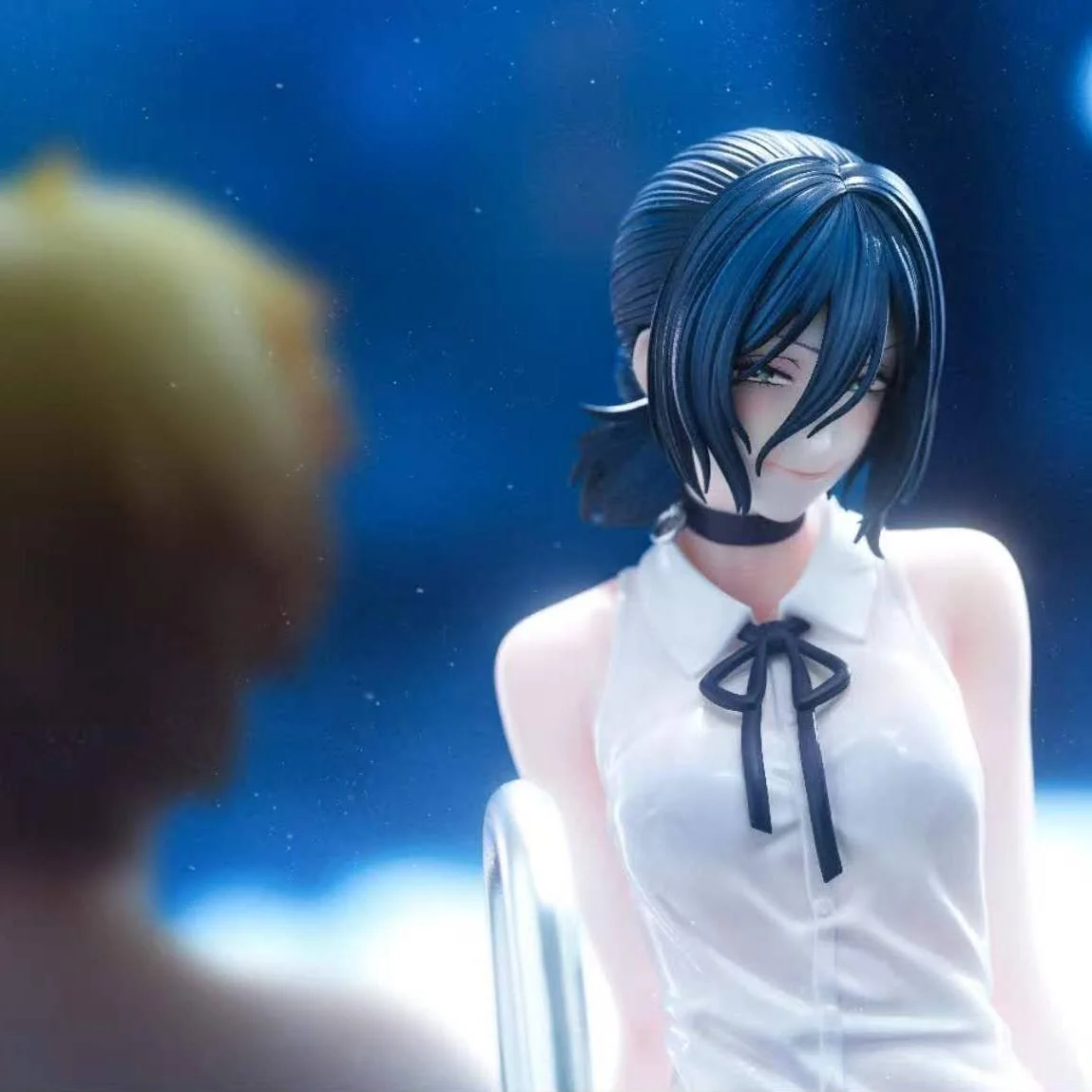 "Limited edition HeRa Studio Chainsaw Man Reze swimsuit figure, captivating with its alluring wet-look, dynamic pose, and illuminated LED base."
