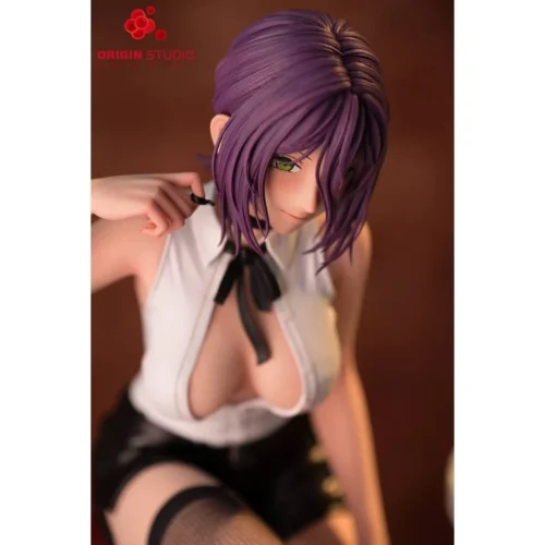 "Limited Edition 1/4 Reze (Bomb Devil) Chainsaw Man statue by ORIGIN STUDIO. Dynamic views of all three head sculpts, alluring character."