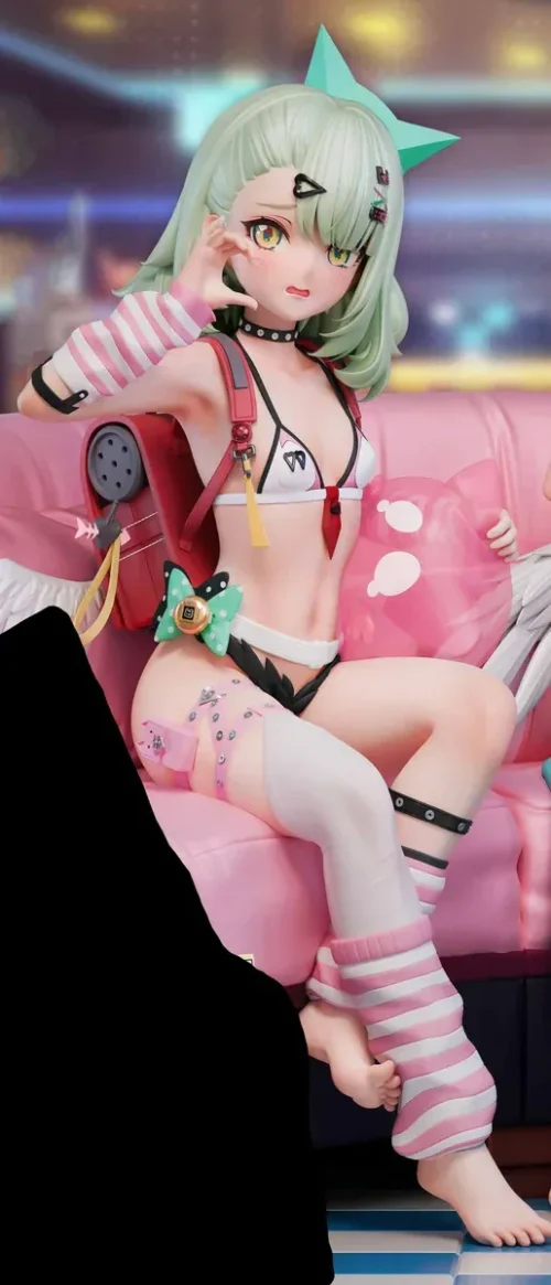 "Premium 1/6 scale bishoujo resin statue diorama of Chinatsu, Airei, Nangong Yu, featuring vibrant fantasy party details and intricate sculpture."