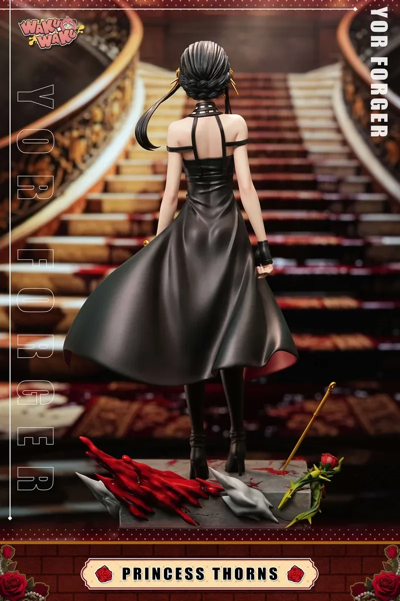 "Premium 1/4 & 1/6 Yor Forger Anniversary Edition SPY×FAMILY statue gallery, featuring her dynamic, elegant protective pose and intricate floral base."