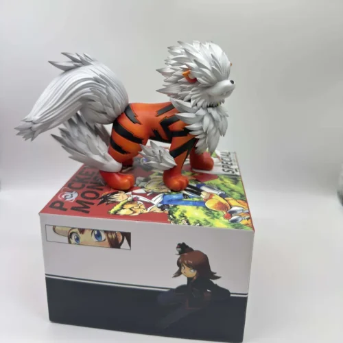 "Majestic 1/18 Arcanine PokƩmon Special manga statue, displaying its dynamic pose and authentic sculpt details from multiple angles."