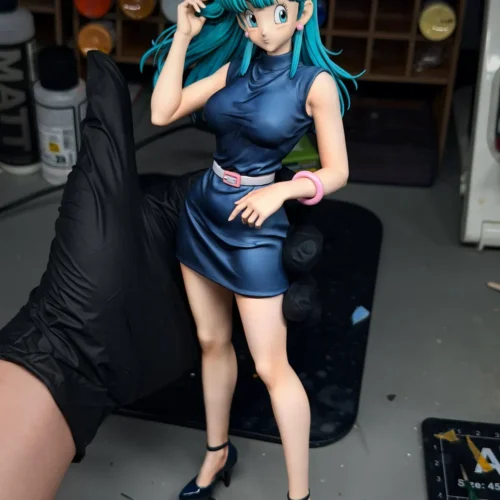 "1/6 Bulma Dragon Ball LP Studio statue. Dynamic, vibrant pose and sculpt details from all perspectives. Exclusive collectible."
