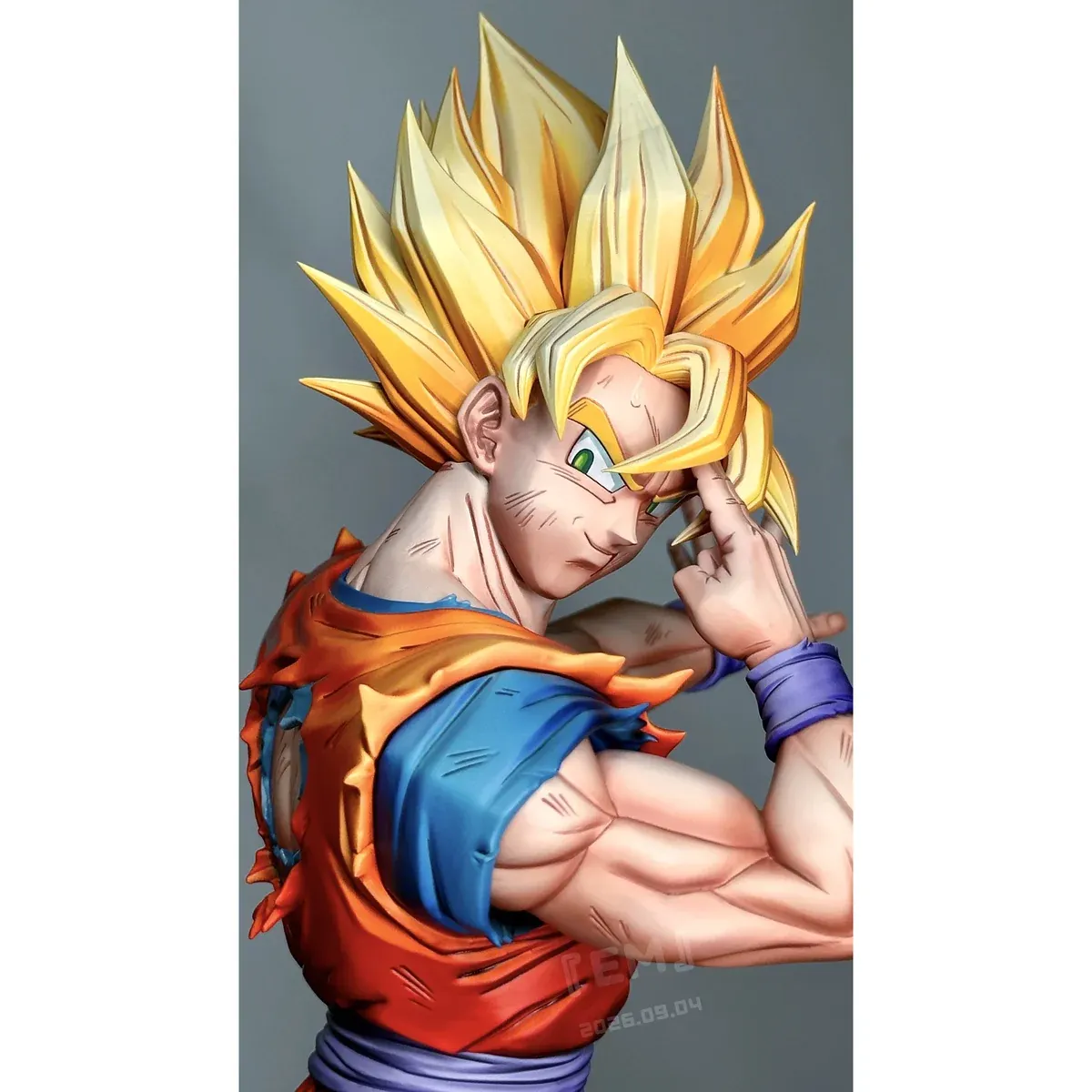 "Dynamic 1/5 scale Limited Edition Goku Bust statue, showcasing Super Saiyan Goku in his iconic Instant Transmission pose from various angles."