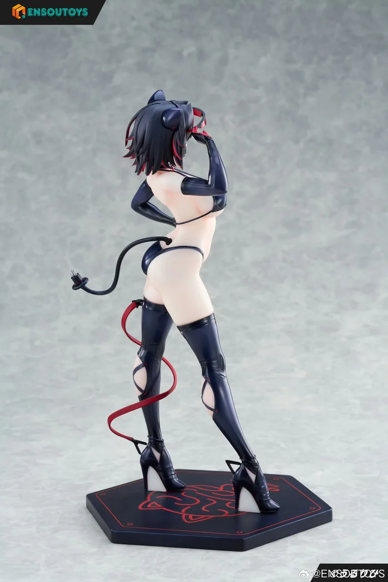 "ENSOUTOYS Cyber Pet Onyx standard version collectible figure. Dynamic gallery views reveal its sleek, futuristic cybernetic design and intricate."