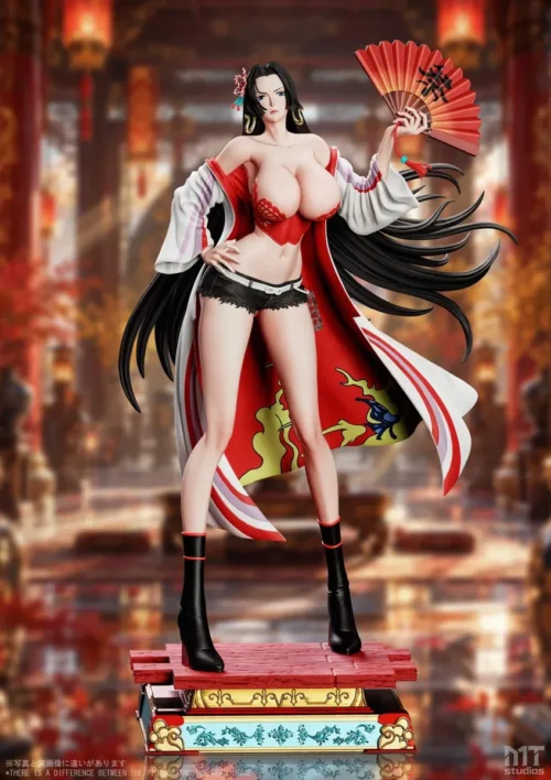 "Exclusive 1/6 & 1/4 Boa Hancock x Mai Shiranui resin statue, showcasing these alluring anime beauties with dynamic poses and exquisite detail."