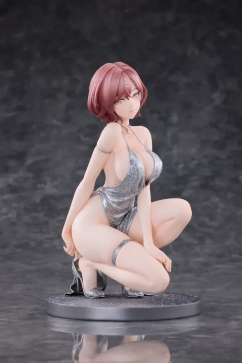 "Exquisite 1/6 Higuchi Madoka Dress Ver. figure. Premium Idolmaster statue displaying her elegant gown, graceful posture, and intricate details."
