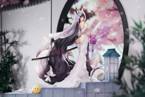 "Official Azur Lane Kroos Wisteria Heart Ver. 1/7 scale statue by APEX Studio, capturing her serene elegance and delicate wisteria details."