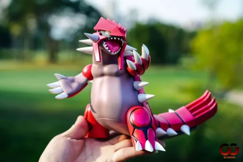Limited 50-unit Groudon 1/20 figure by GuGu Studio, shown roaring with crimson armor and white spikes in this premium Pokemon statue photo.