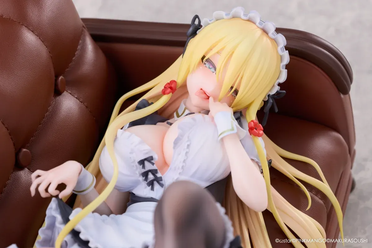 "Exquisite Ariko Bishoujo Mangakyo statue from Pinkmango Studio. Elegant pose on a sofa, highlighting alluring design and intricate sculpt details."