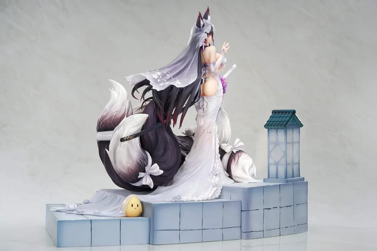 "Premium acrylic display case with integrated LED lighting, elegantly illuminating the official 1/7 Azur Lane Kroos Wisteria Heart statue."
